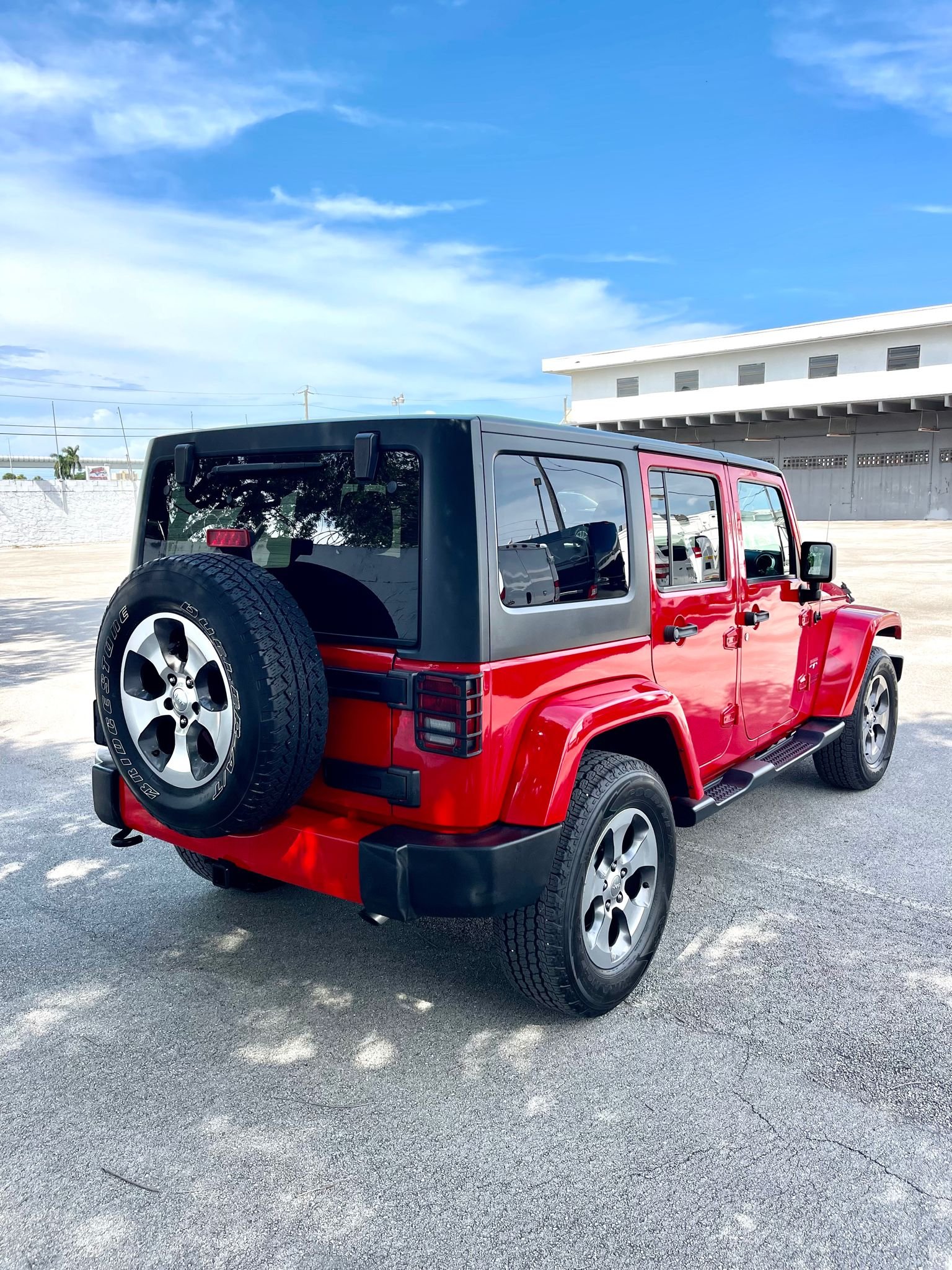 2017 Jeep Wrangler Unlimited Sahara Sport V6 3.6L 4X4