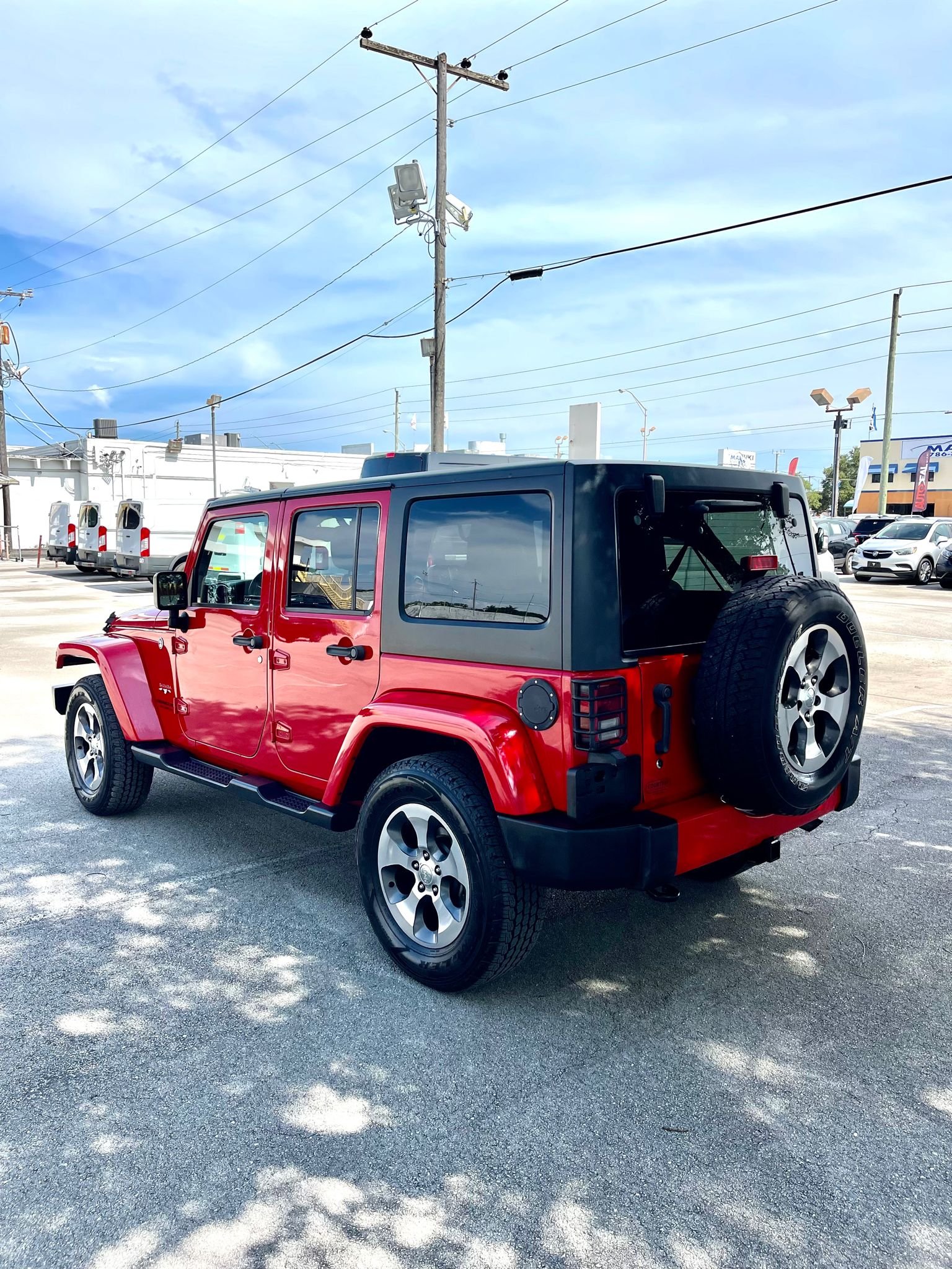 2017 Jeep Wrangler Unlimited Sahara Sport V6 3.6L 4X4