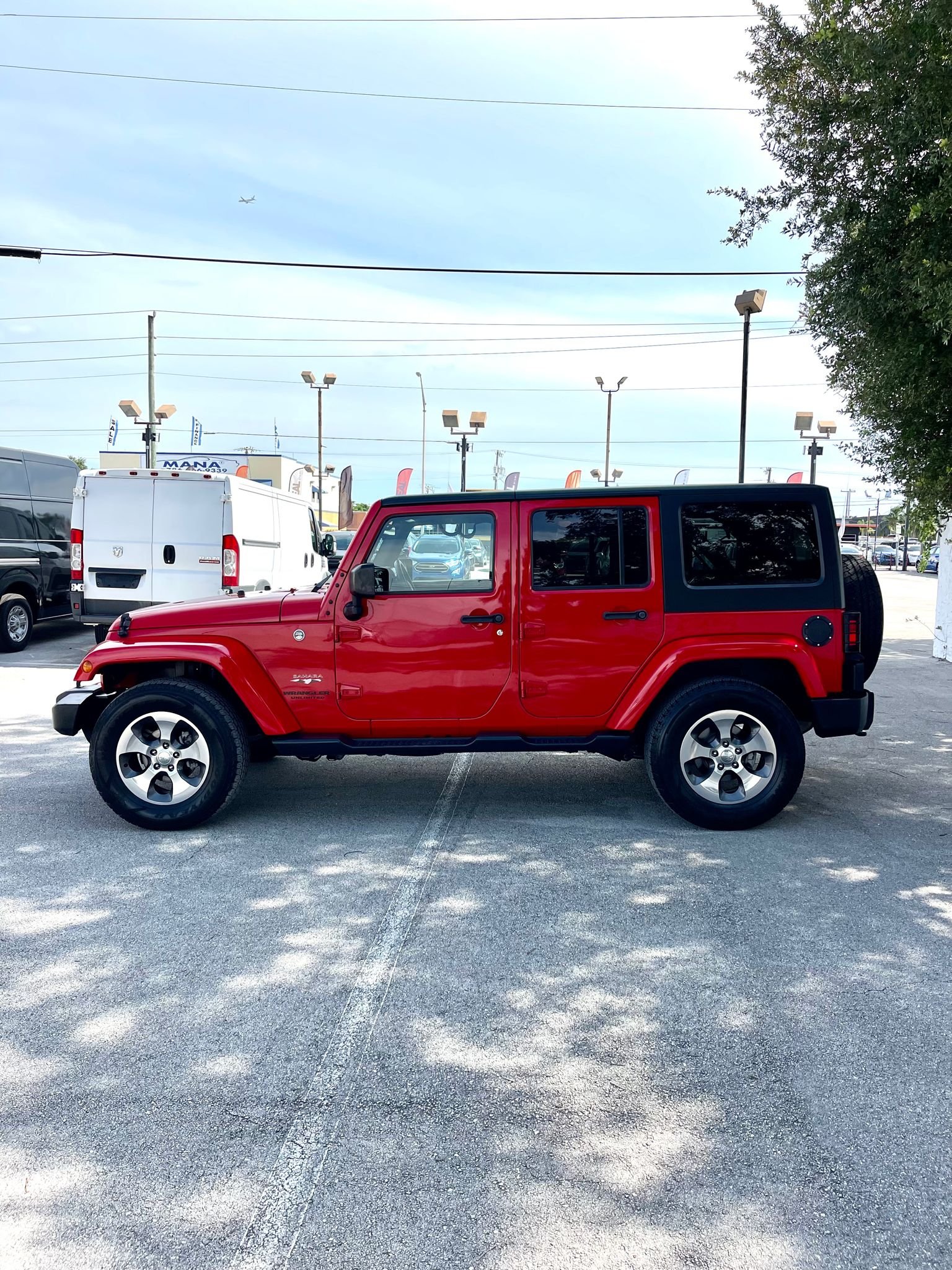 2017 Jeep Wrangler Unlimited Sahara Sport V6 3.6L 4X4