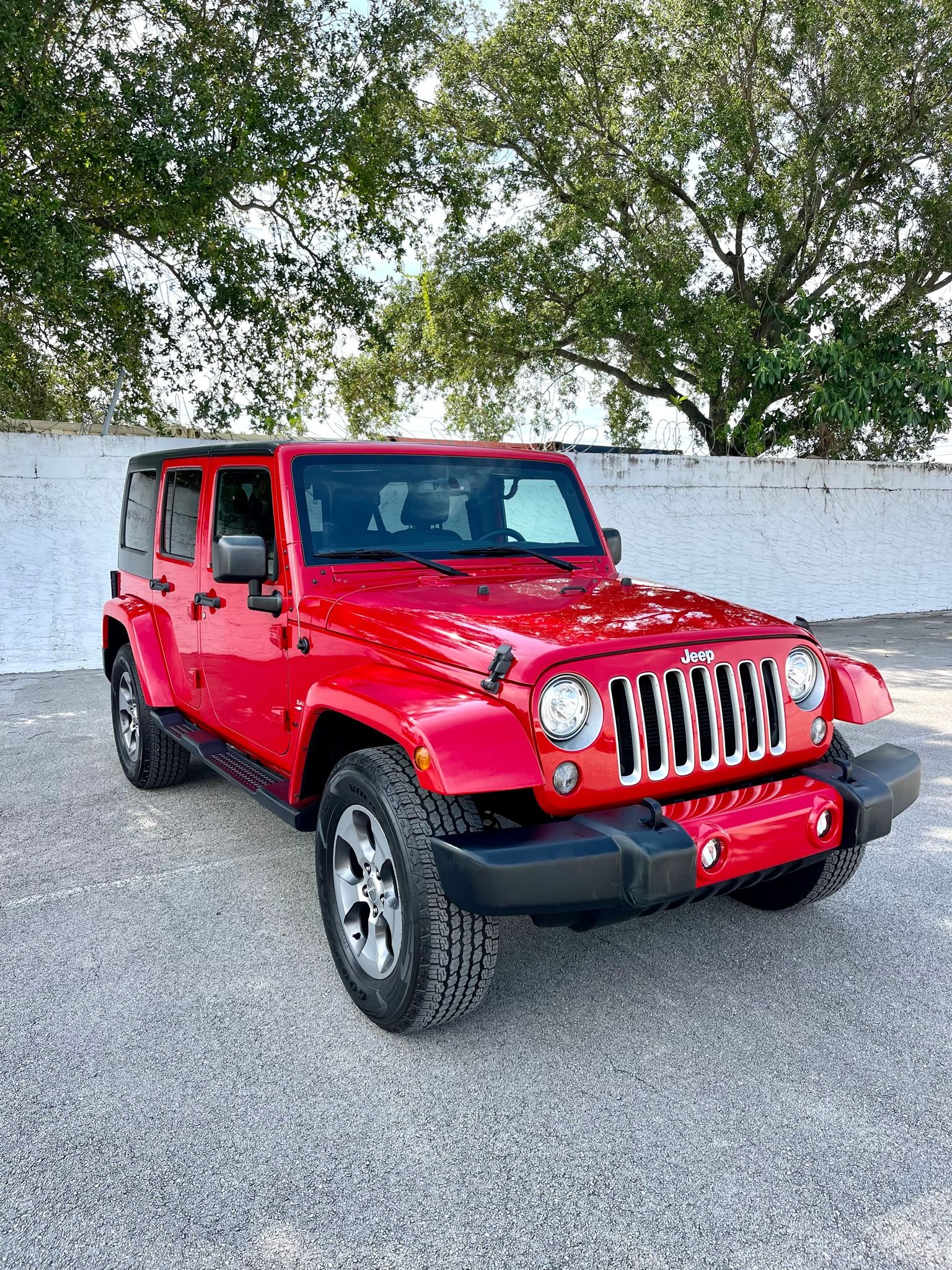 2017 Jeep Wrangler Unlimited Sahara Sport V6 3.6L 4X4